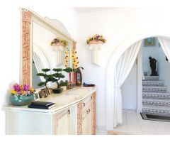 Villa de Lujo en Venta en La Manga del Mar Menor, Murcia