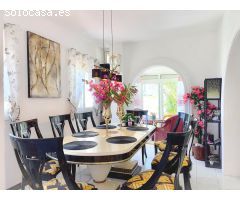 Villa de Lujo en Venta en La Manga del Mar Menor, Murcia