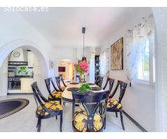 Villa de Lujo en Venta en La Manga del Mar Menor, Murcia