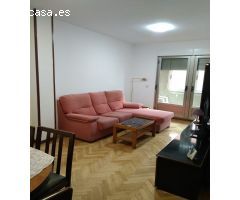 Urbis te ofrece un piso en venta en zona El Zurguén, Salamanca.