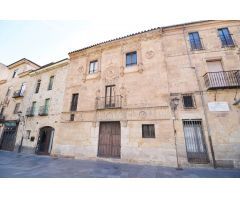 Urbis te ofrece una casa palacio señorial en venta en  zona Centro, Salamanca.