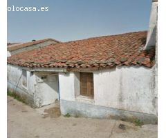 Urbis te ofrece una casa de pueblo en venta en Cilleros de la Bastida, Salamanca.