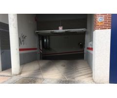 Urbis te ofrece una plaza de garaje en zona Puente Ladrillo-Toreses, Salamanca.