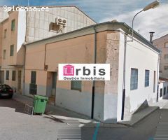 Urbis te ofrece una amplia nave industrial en Guijuelo, Salamanca.