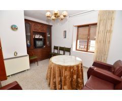 Urbis te ofrece una bonita casa en venta en Fuentesáuco, Zamora.