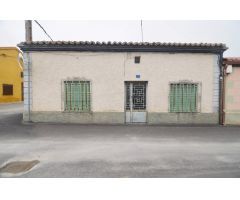 Urbis te ofrece una casa en venta en El Campo de Peñaranda, Salamanca.