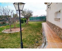 Urbis te ofrece un chalet independiente en venta en Castellanos de Villiquera, Salamanca.