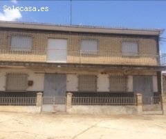 Urbis te ofrece un chalet en venta en Mayalde, Zamora.