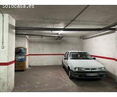 Urbis te ofrece una plaza de garaje en venta en zona Pizarrales, Salamanca.
