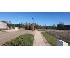 Urbis te ofrece parcelas urbanas en Aldeamayor de San Martín, Valladolid.