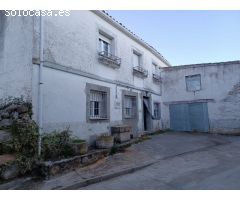 Urbis te ofrece una casa en venta en El Tejado, Salamanca.