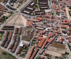 Urbis te ofrece una casa con parcela en la Urbanización Los Almendros, Villamayor, Salamanca.