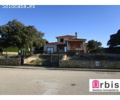 Urbis te ofrece una estupenda casa en venta en zona Cuatro Calzadas, Salamanca.