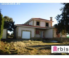 Urbis te ofrece una estupenda casa en venta en zona Cuatro Calzadas, Salamanca.