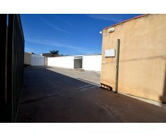 Urbis te ofrece una plaza de garaje cerrada en venta, zona Zarapicos, Pueblo, Salamanca.