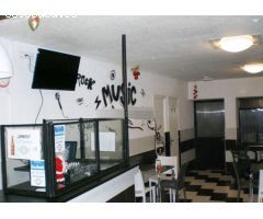 Urbis te ofrece un estupendo local comercial-vivienda en La Fuente de San Esteban, Salamanca.