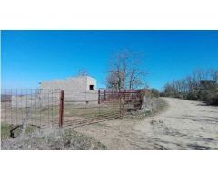 Urbis te ofrece un terreno en venta en Herguijuela de Ciudad Rodrigo, Salamanca.