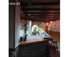 Urbis te ofrece un local en alquiler en zona Salesas, Salamanca.