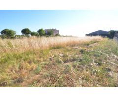 Urbis te ofrece un terreno en venta Urbanización Las Cecilias, Castellanos de Villiquera, Salamanca.