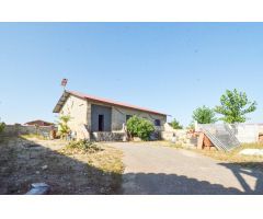 Urbis te ofrece una parcela con nave y bodega en venta en Calvarrasa de Arriba, Salamanca