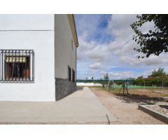 Urbis te ofrece un chalet en venta en Calvarrasa de Abajo, Salamanca.
