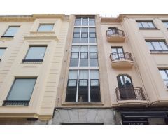 Urbis te ofrece un edificio en venta en zona Centro, Salamanca.