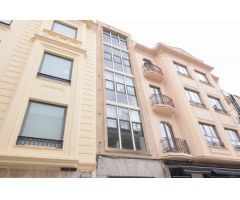 Urbis te ofrece un edificio en venta en zona Centro, Salamanca.