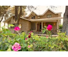Urbis te ofrece un exclusivo chalet en venta en Salamanca.