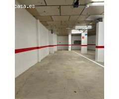 Urbis te ofrece un parking en venta en zona Pizarrales, Salamanca.