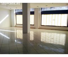 Urbis te ofrece un local comercial en la zona de San Cristóbal.