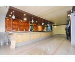 Urbis te ofrece un local en venta en zona Vidal, Salamanca.