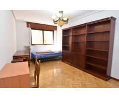 Urbis te ofrece un piso en venta en el centro de Salamanca.