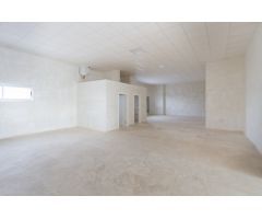 El local ideal para  tu negocio enfrente del nuevo Hospital comarcal  ????