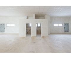 El local ideal para  tu negocio enfrente del nuevo Hospital comarcal  ????