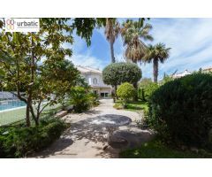 Chalet de ensueño en un entorno con privacidad y  privilegiado