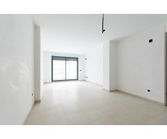 ¡VIVIENDA A ESTRENAR EN GANDIA – SOLO 4 VECINOS!