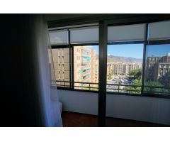 Apartamento moderno con vistas a las montañas y al océano en Santa Cruz de Tenerife