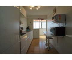 Apartamento moderno con vistas a las montañas y al océano en Santa Cruz de Tenerife