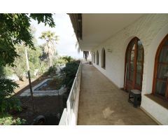 ESPECTACULAR  CHALET EN EL PUERTO DE LA CRUZ