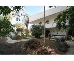 ESPECTACULAR  CHALET EN EL PUERTO DE LA CRUZ
