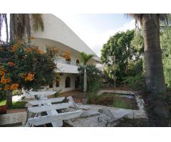 ESPECTACULAR  CHALET EN EL PUERTO DE LA CRUZ
