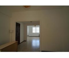 Piso para reformar de 120 m² con balcón , terraza y vistas.