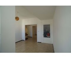 Piso para reformar de 120 m² con balcón , terraza y vistas.