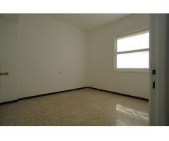Piso para reformar de 120 m² con balcón , terraza y vistas.