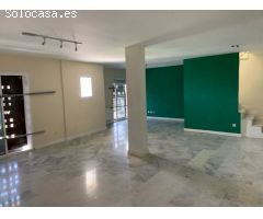 Dúplex en Venta en San Pedro de Alcántara, Málaga
