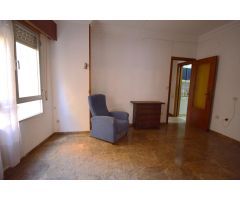 PISO EN VENTA, CASCO ANTIGUO DE CARTAGENA PARA REFORMAR