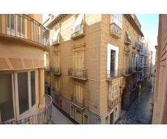 PISO EN VENTA, CASCO ANTIGUO DE CARTAGENA PARA REFORMAR