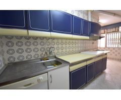 PISO EN VENTA, CASCO ANTIGUO DE CARTAGENA PARA REFORMAR