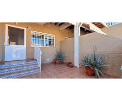 DÚPLEX CON BUHARDILLA EN VENTA, POZO ESTRECHO
