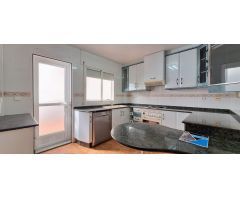 DÚPLEX CON BUHARDILLA EN VENTA, POZO ESTRECHO